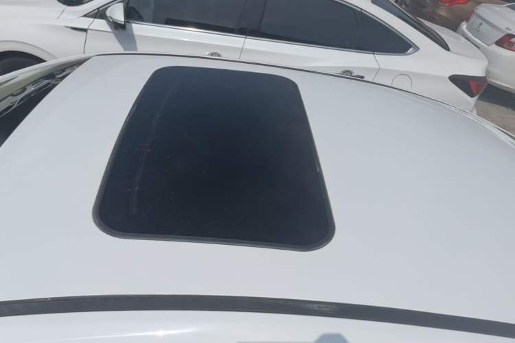 Used Geely Auto Emgrand GL 2019 1.4T CVT Elite Smart Edition Roof