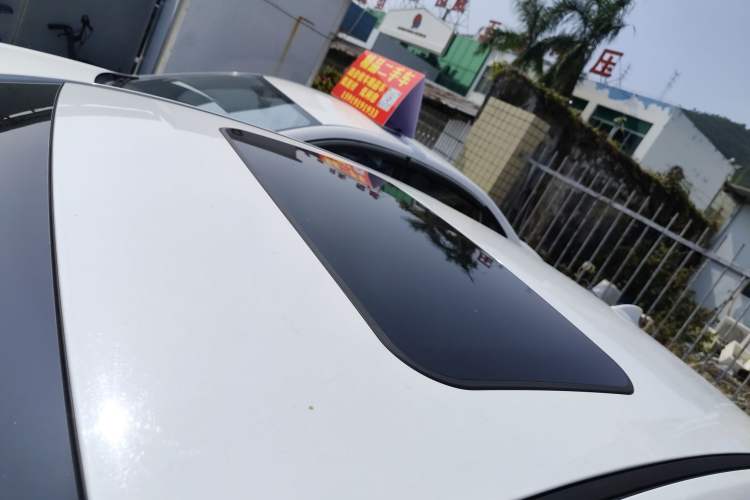 Used Geely Auto Emgrand GL 2019 1.4T CVT Elite Smart Edition Roof