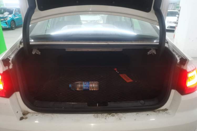Used Geely Auto Emgrand GL 2019 1.4T CVT Elite Smart Edition Trunk