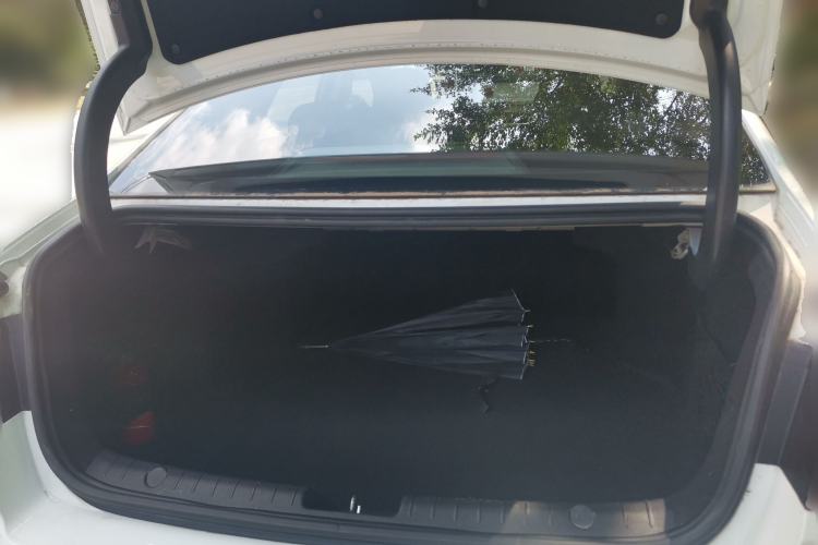 Used Geely Auto Emgrand GL 2019 1.5T DCT Elite Smart Edition Trunk