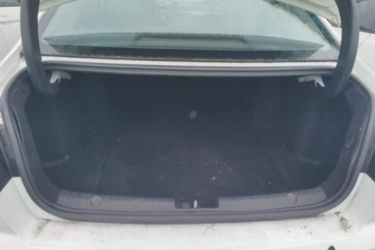 Used Geely Auto Emgrand GL 2019 1.4T CVT Prestige Smart Edition Trunk