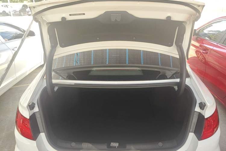 Used Geely Auto Emgrand GL 2019 1.4T CVT Prestige Smart Edition Trunk