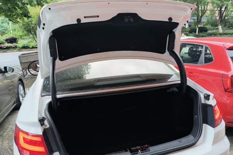 Used Geely Auto Emgrand GL 2019 1.4T CVT Elite Smart Edition Trunk
