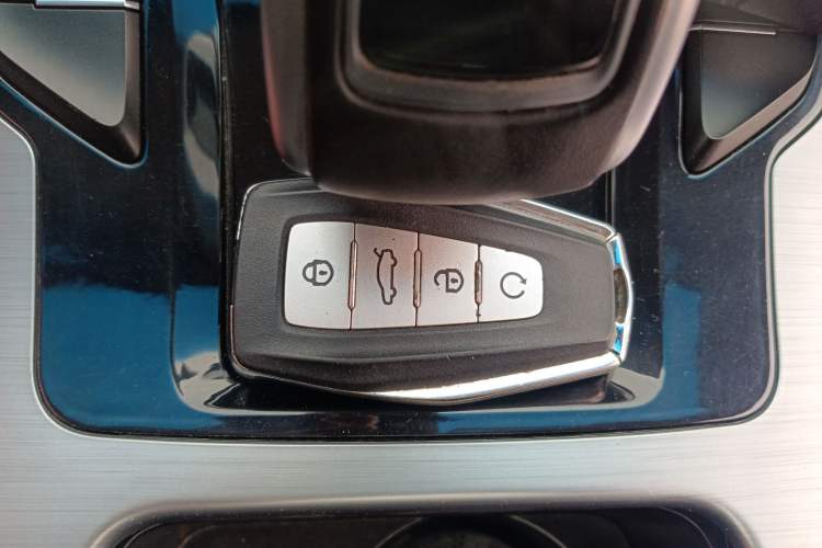 Used Geely Auto Emgrand GL 2019 1.5T DCT Elite Smart Edition Vehicle Key