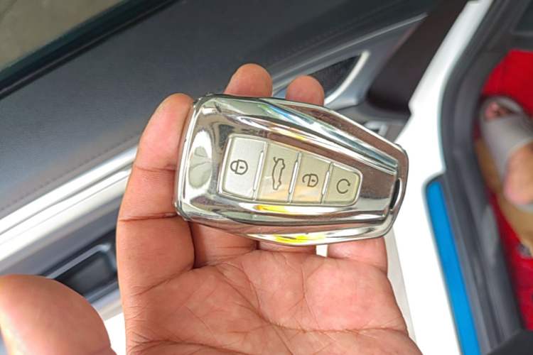 Used Geely Auto Emgrand GL 2019 1.4T CVT Elite Smart Edition Vehicle Key