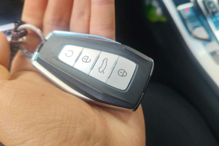 Used Geely Auto Emgrand GL 2019 1.4T CVT Elite Smart Edition Vehicle Key