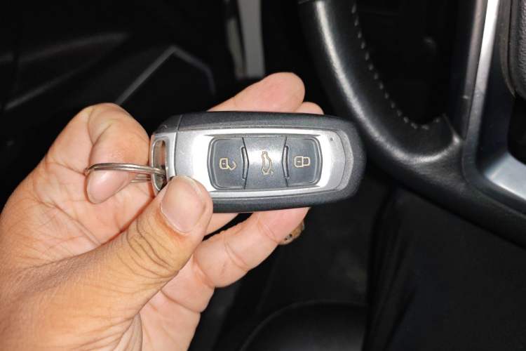 Used Geely Auto Emgrand GL 2019 1.4T CVT Elite Smart Edition Vehicle Key
