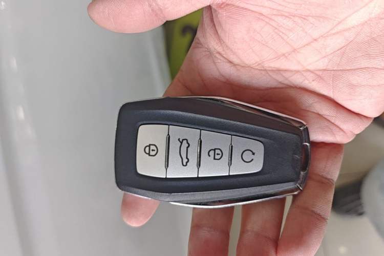 Used Geely Auto Emgrand GL 2019 1.4T CVT Elite Smart Edition Vehicle Key