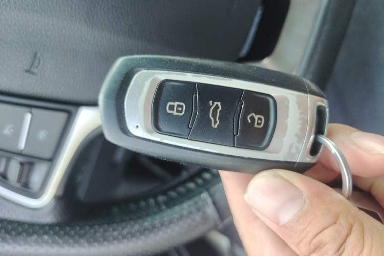 Used Geely Auto Emgrand GL 2019 1.4T CVT Elite Smart Edition Vehicle Key