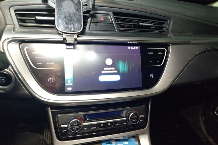 Used Geely Auto Emgrand GL 2019 1.4T Manual Elite Smart Edition Audio And AC Panel