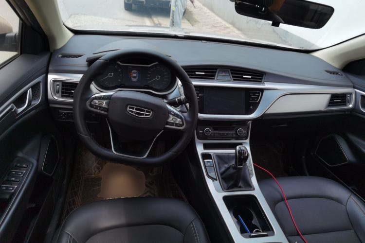 Used Geely Auto Emgrand GL 2019 1.4T Manual Elite Smart Edition Center Console