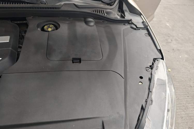 Used Geely Auto Emgrand GL 2019 1.4T Manual Elite Smart Edition Engine Bay Left