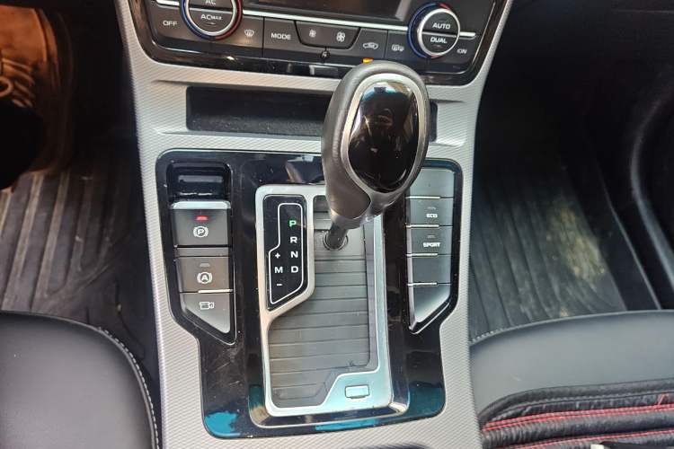 Used Geely Auto Emgrand GL 2019 1.4T CVT Elite Smart Edition Gear Lever