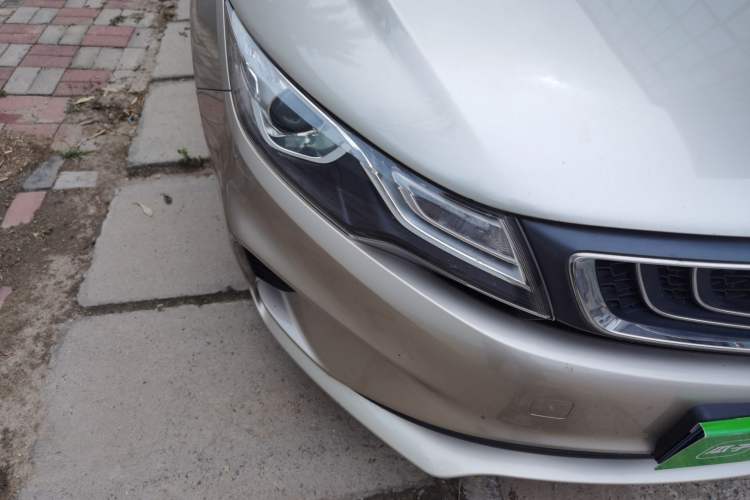 Used Geely Auto Emgrand GL 2019 1.4T Manual Elite Smart Edition Right Front Headlight