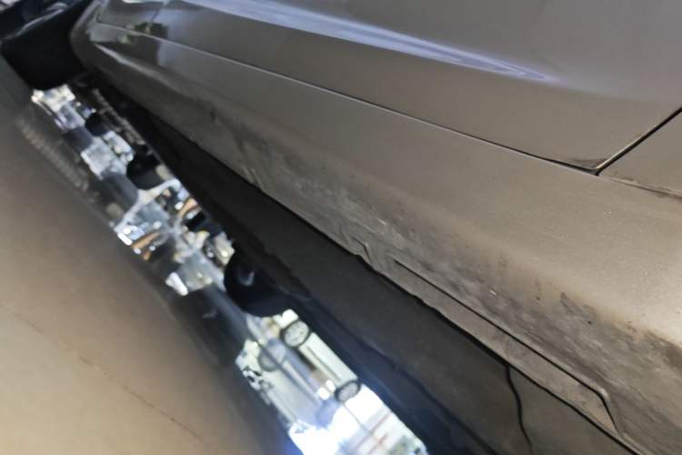 Used Geely Auto Emgrand GL 2019 1.4T CVT Elite Smart Edition Right Side Sill