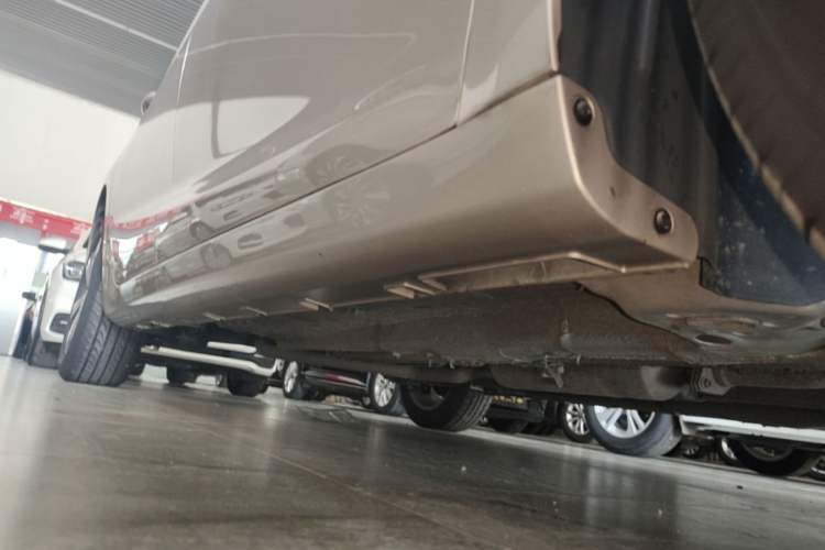 Used Geely Auto Emgrand GL 2019 1.4T CVT Elite Smart Edition Right Side Sill