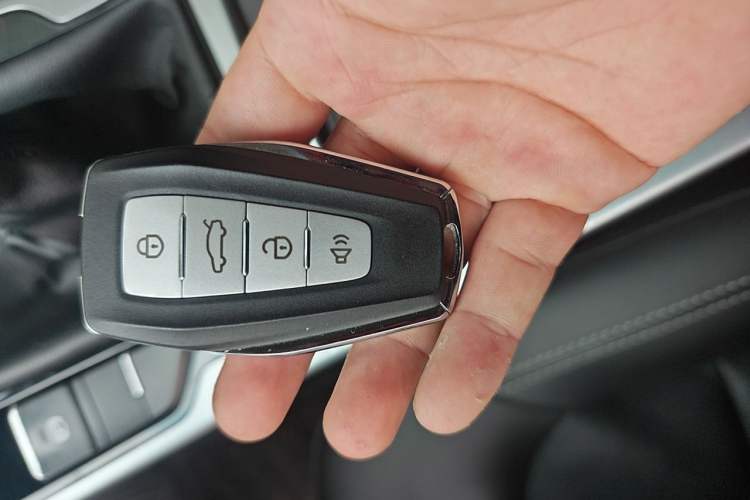 Used Geely Auto Emgrand GL 2019 1.4T Manual Elite Smart Edition Vehicle Key