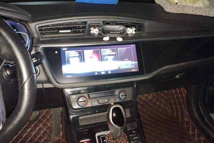 Used Geely Auto Emgrand GL 2020 1.4T CVT Luxury Model Audio And AC Panel