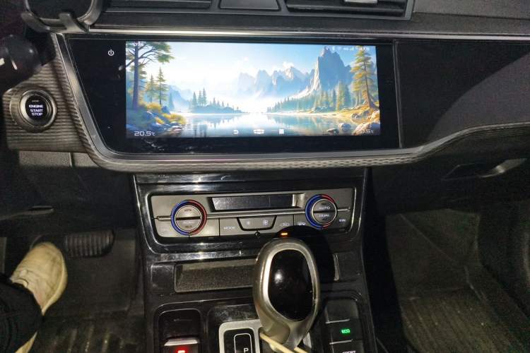 Used Geely Auto Emgrand GL 2020 1.4T CVT Luxury Model Audio And AC Panel