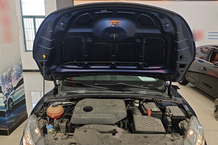 Used Geely Auto Emgrand GL 2020 1.4T CVT Luxury Model Engine Bay