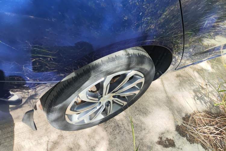 Used Geely Auto Emgrand GL 2020 1.4T CVT Luxury Edition Exterior 3