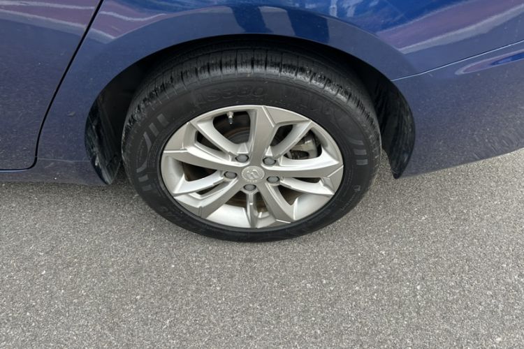 Used Geely Auto Emgrand GL 2020 1.4T CVT Luxury Model Exterior 6