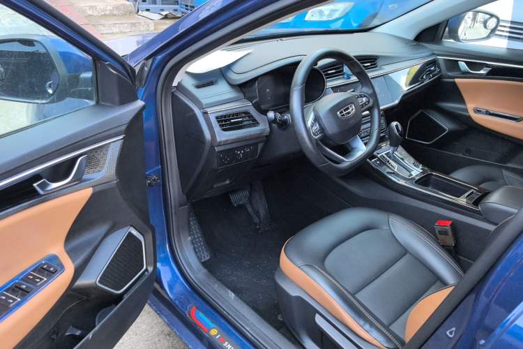 Used Geely Auto Emgrand GL 2020 1.4T CVT Luxury Model Interior 2