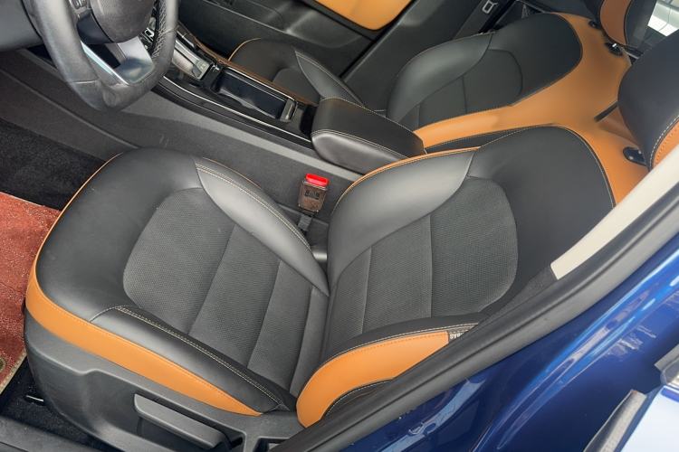Used Geely Auto Emgrand GL 2020 1.4T CVT Luxury Model Interior 2