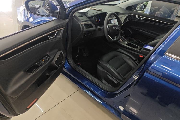 Used Geely Auto Emgrand GL 2020 1.4T CVT Luxury Model Interior 3