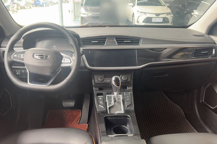 Used Geely Auto Emgrand GL 2020 1.4T CVT Luxury Model Interior 4