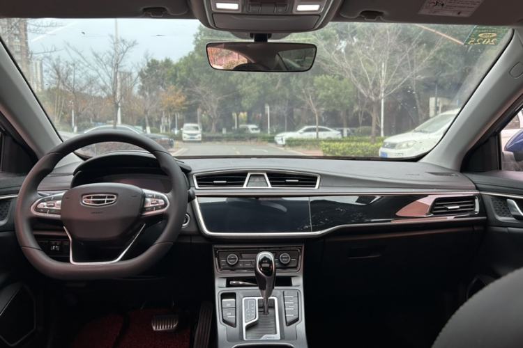 Used Geely Auto Emgrand GL 2020 1.4T CVT Luxury Model Interior 6