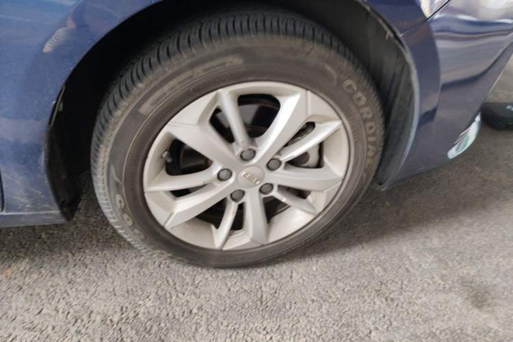 Used Geely Auto Emgrand GL 2020 1.4T CVT Asian Games Edition Right Front Wheel Hub