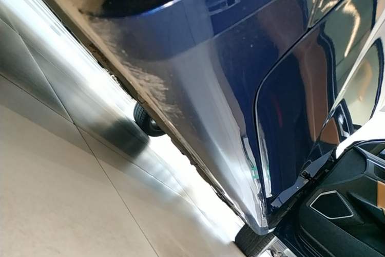 Used Geely Auto Emgrand GL 2020 1.4T CVT Luxury Model Right Side Sill