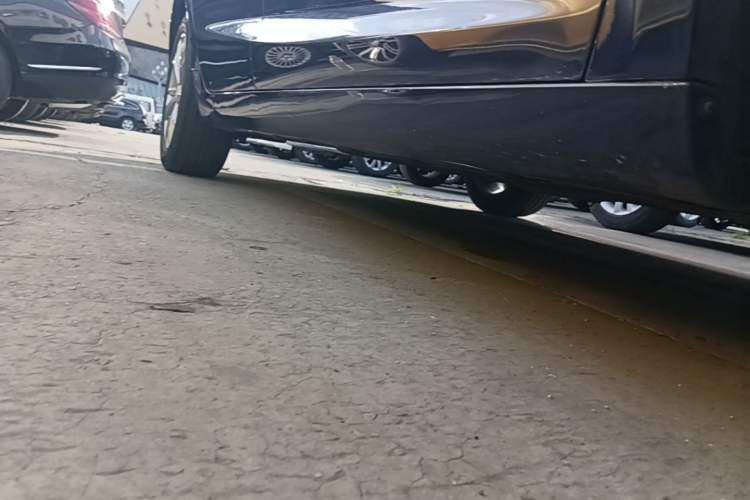 Used Geely Auto Emgrand GL 2020 1.4T CVT Luxury Model Right Side Sill