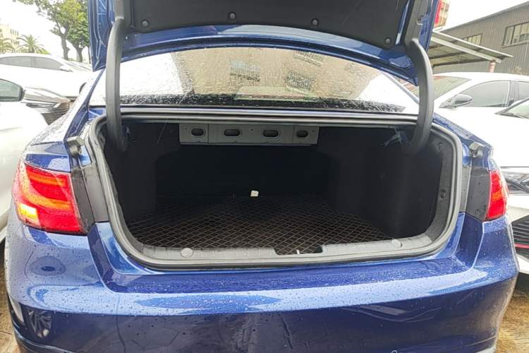Used Geely Auto Emgrand GL 2020 1.4T CVT Luxury Model Trunk