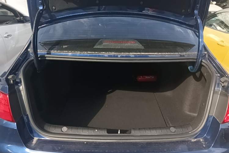 Used Geely Auto Emgrand GL 2020 1.4T CVT Luxury Model Trunk