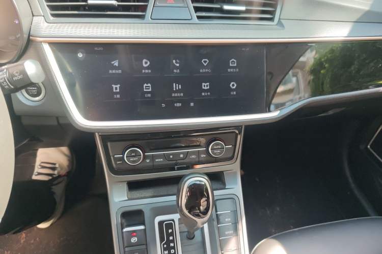 Used Geely Auto Emgrand GL 2020 1.4T CVT Luxury Model Audio And AC Panel