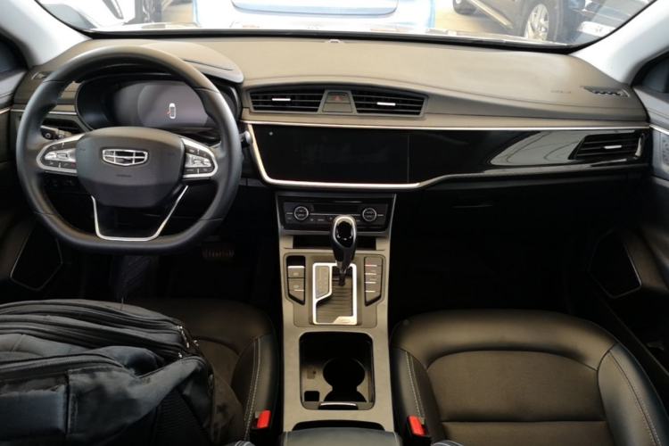 Used Geely Auto Emgrand GL 2020 1.4T CVT Luxury Model Center Console
