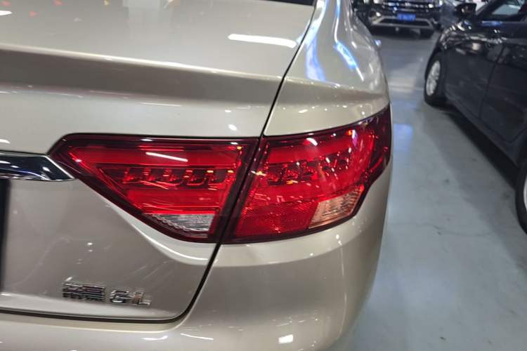 Used Geely Auto Emgrand GL 2020 1.4T CVT Luxury Model Exterior 3