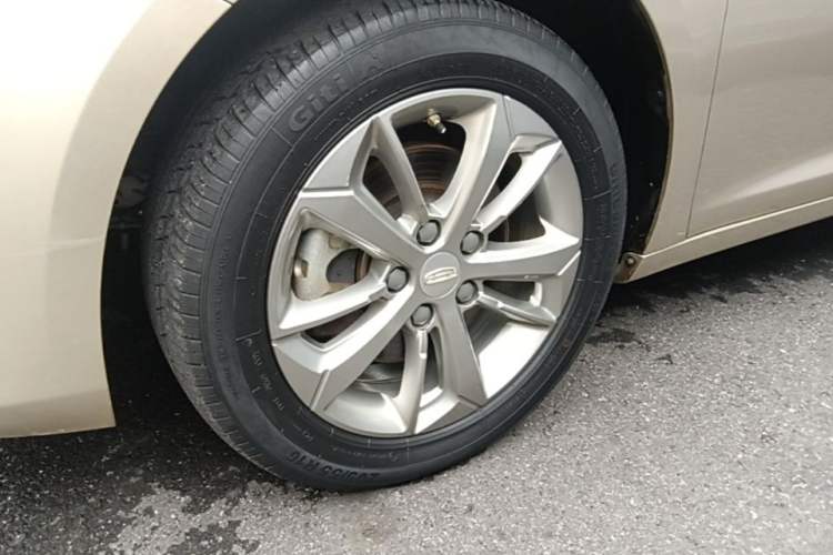 Used Geely Auto Emgrand GL 2020 1.4T CVT Asian Games Edition Left Front Wheel Hub