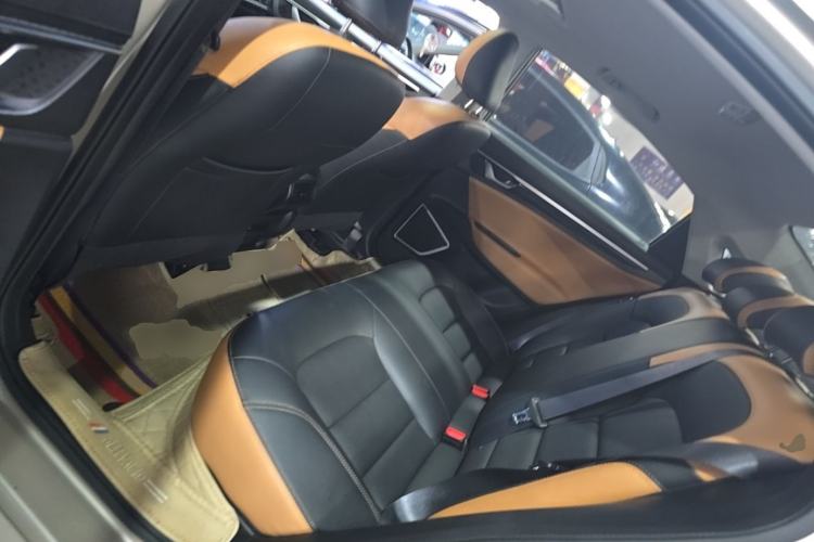 Used Geely Auto Emgrand GL 2020 1.4T CVT Luxury Model Left Rear Seat