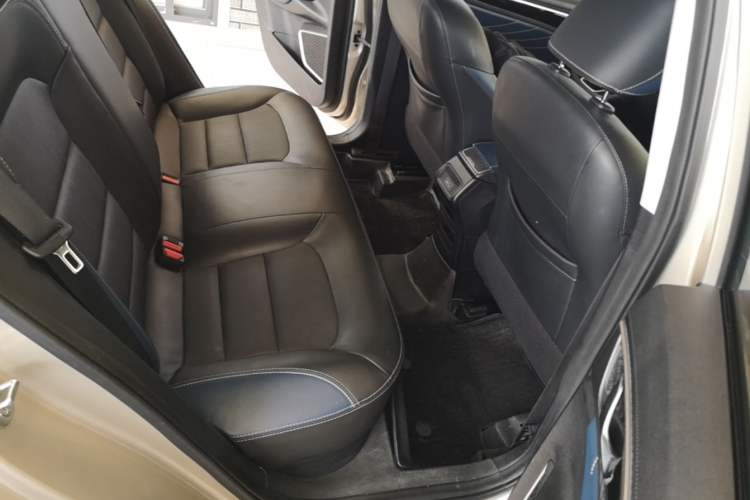 Used Geely Auto Emgrand GL 2020 1.4T CVT Luxury Model Left Rear Seat