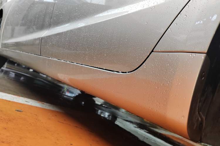 Used Geely Auto Emgrand GL 2020 1.4T CVT Luxury Model Left Side Sill