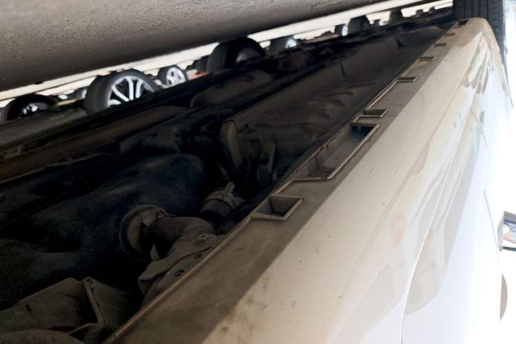 Used Geely Auto Emgrand GL 2020 1.4T CVT Luxury Model Left Side Sill