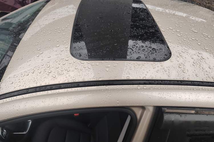 Used Geely Auto Emgrand GL 2020 1.4T CVT Luxury Model Roof