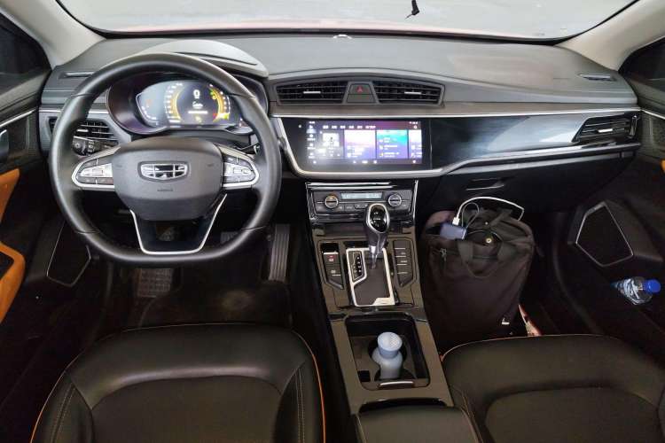 Used Geely Auto Emgrand GL 2020 1.4T CVT Luxury Model Center Console
