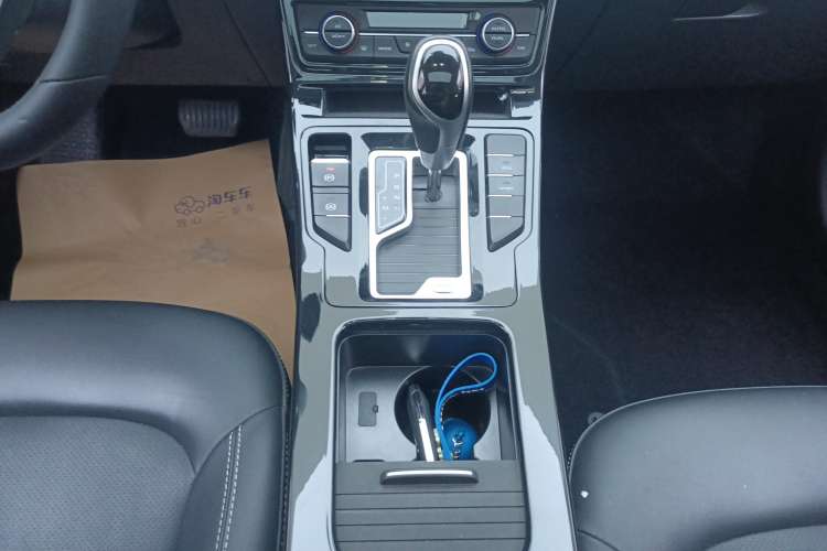 Used Geely Auto Emgrand GL 2020 1.4T CVT Luxury Model Gear Lever