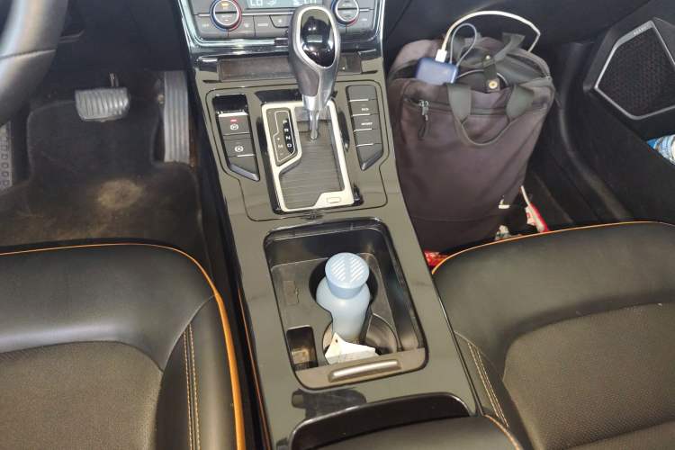 Used Geely Auto Emgrand GL 2020 1.4T CVT Luxury Model Gear Lever