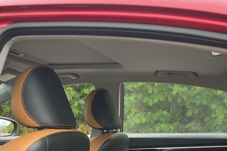 Used Geely Auto Emgrand GL 2020 1.4T CVT Luxury Model Headliner