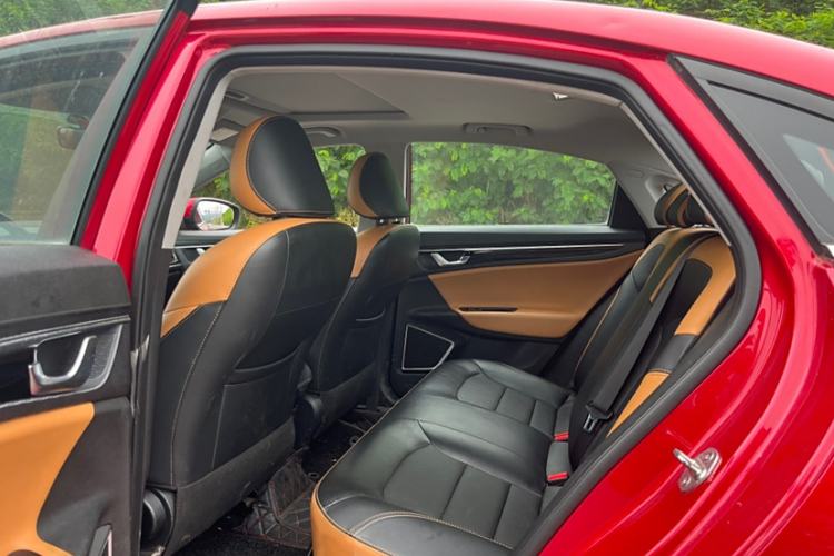 Used Geely Auto Emgrand GL 2020 1.4T CVT Luxury Model Interior 3